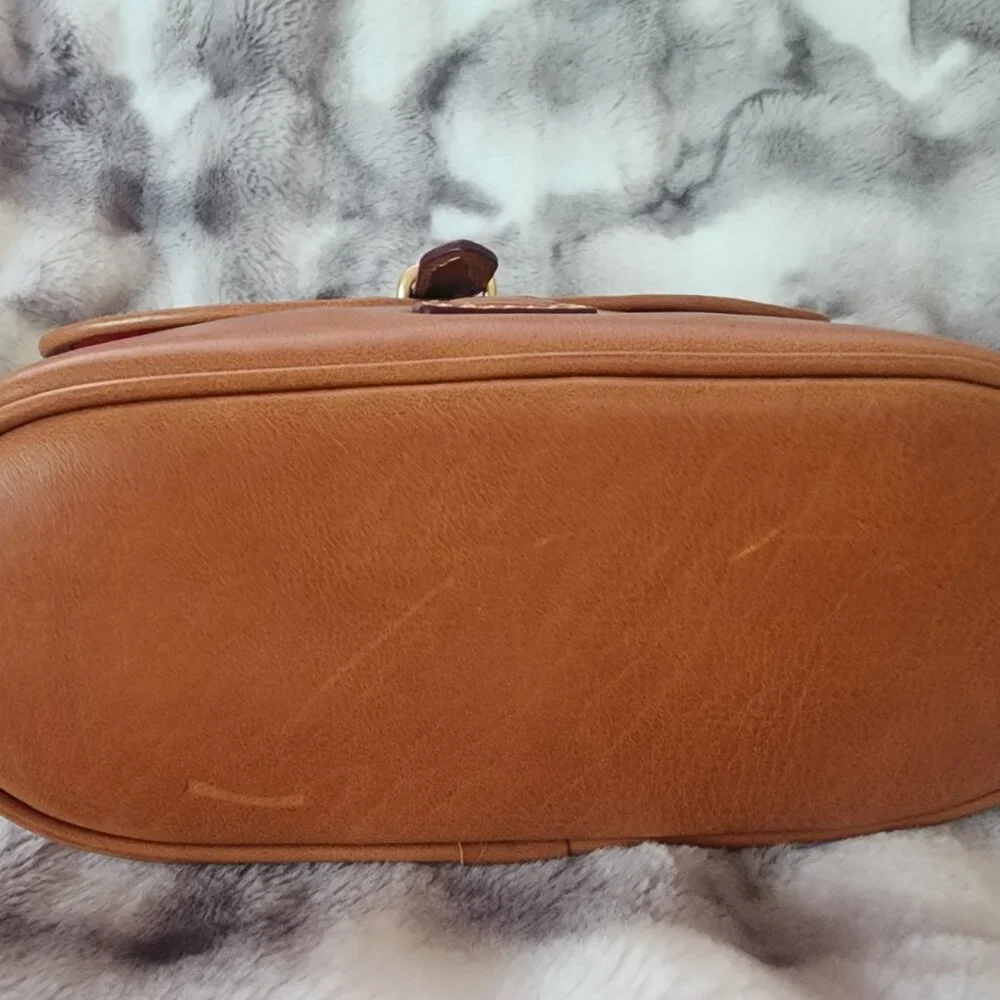 Dooney Large Holly Bag - Picture 5 of 9